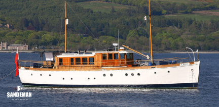 yacht
