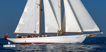 yacht