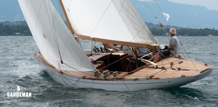 yacht