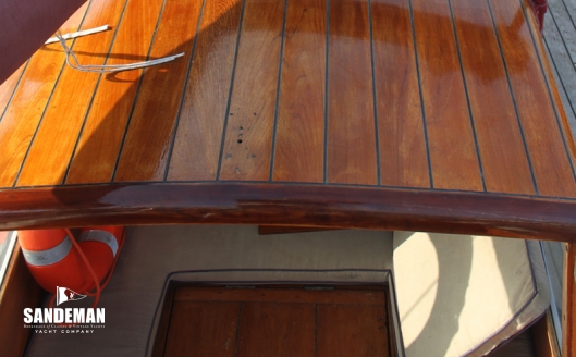 Aft doghouse forward