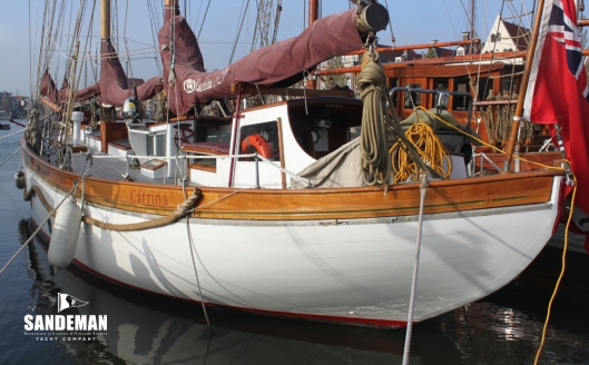 Port quarter alongside