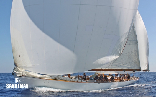 Downwind [Photo: James Robinson Taylor]