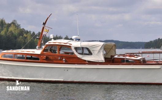 09 Port qtr & Cockpit Canopy