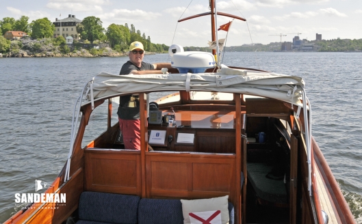 10 Into bridge from aft