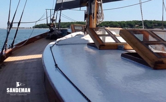 PORT DECK UNDER SAIL
