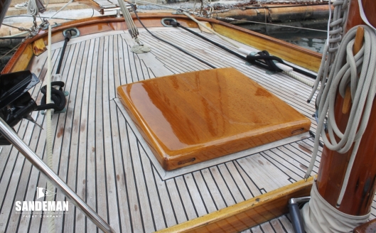 09 AFT DECK V PORT AFT