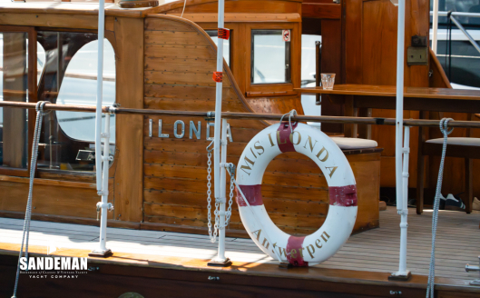 Deckhouse details