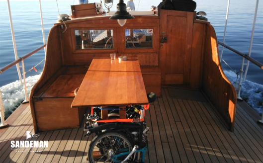 View fwd to aft seating and deckhouse