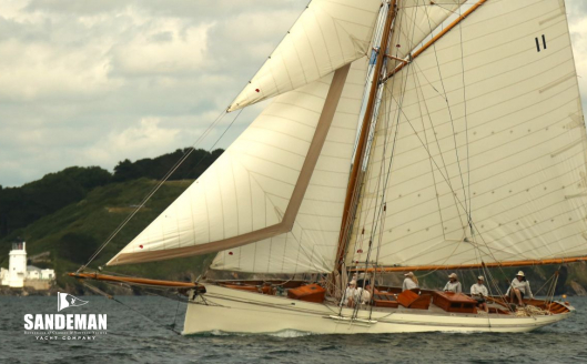 Port bow [Pic: Nigel Sharp]