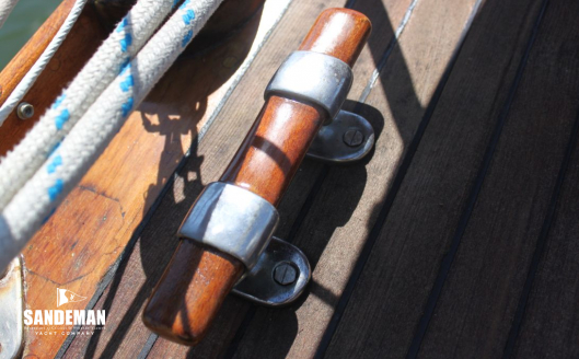 'Clyde' mooring cleat