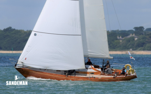 Abeam [Pic: John Green Cowes]