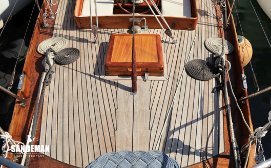 View forward from pasarelle