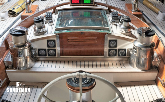 Cockpit view forward