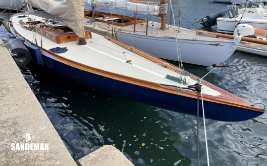 Alongside stbd bow view