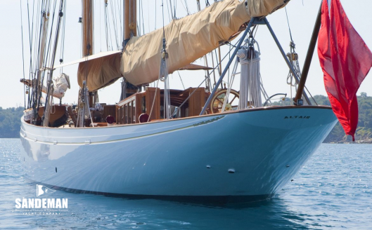 At anchor [Photo: Bruce Thomas]