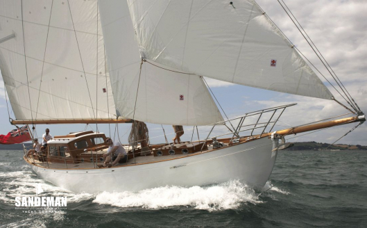 Starboard bow [Nic Compton photo]