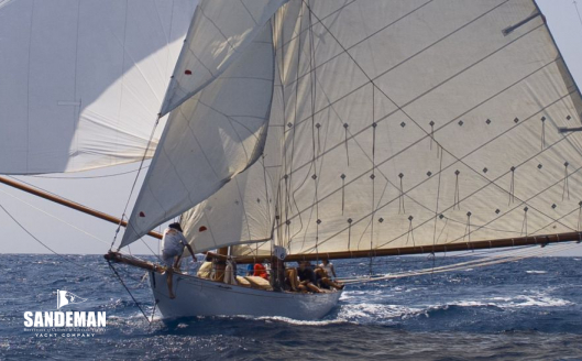  Downwind [Photo: James Robinson Taylor]