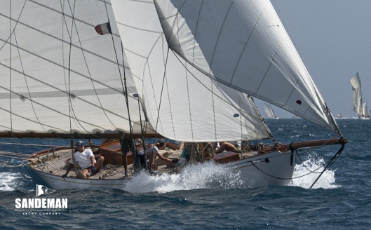 Starboard bow downwind [Photo: James Robinson Taylor]