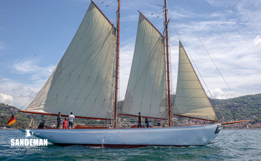 Windward [Photo: Roberto Celi]