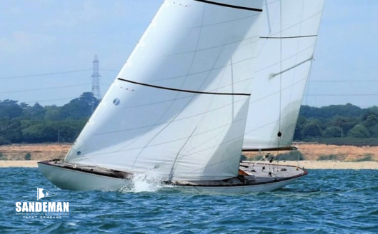 Port bow [Photo: John Green Cowes]