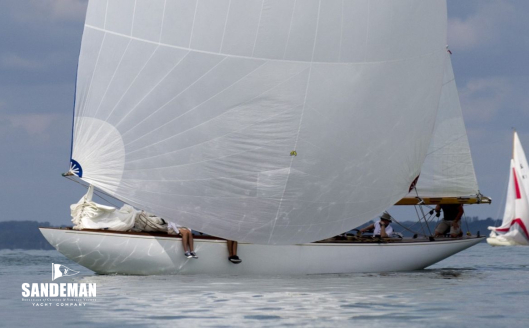 Downwind [Photo: Emily Harris]