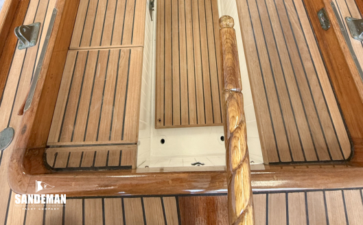 Cockpit view forward