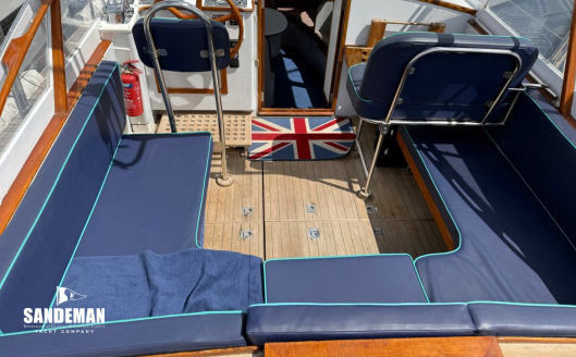 Cockpit view forward