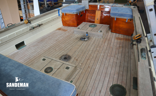 Aft deck view aft