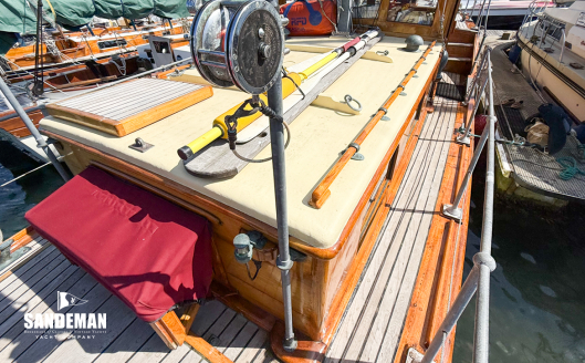 Aft deck view forward 