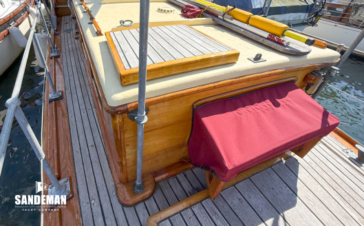Aft deck view forward 