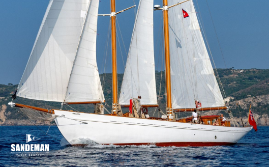 [Photo: Francesco Rastrelli/ Blue Passion]