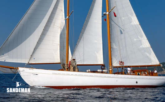 [Photo: Francesco Rastrelli/ Blue Passion]