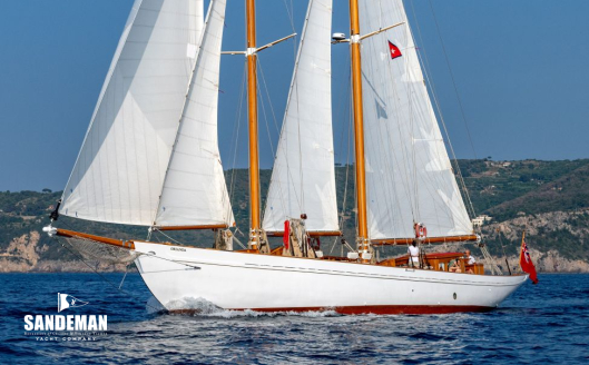 [Photo: Francesco Rastrelli/ Blue Passion]