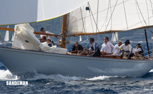 PORT BOW SPI [Photo: James Robinson Taylor]
