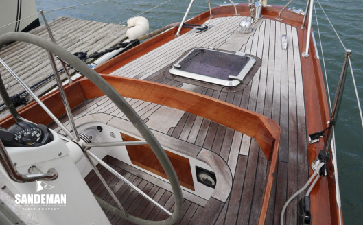 Aft cockpit & aft deck