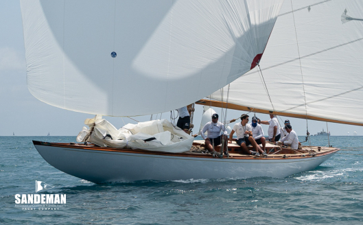 Downwind [Photo: James Robinson Taylor]
