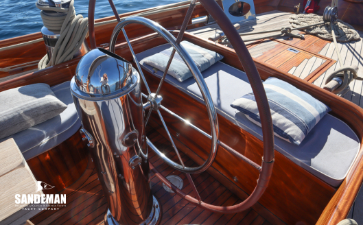 Helm view aft