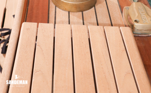 Starboard side deck view forward