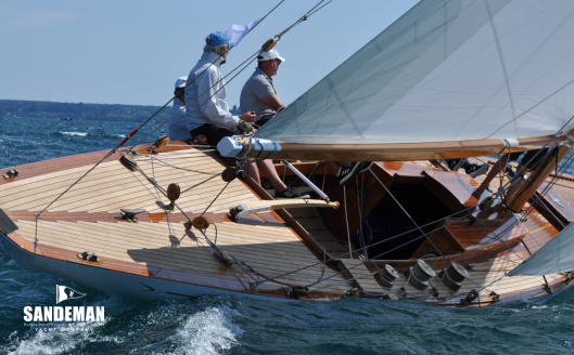 Starboard quarter [Photo: Ron Valent/ The Classic Winch Company]