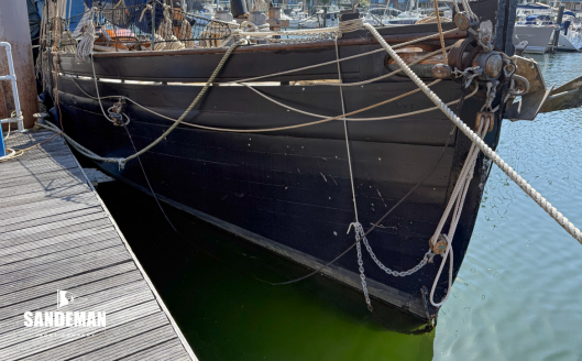 Starboard bow