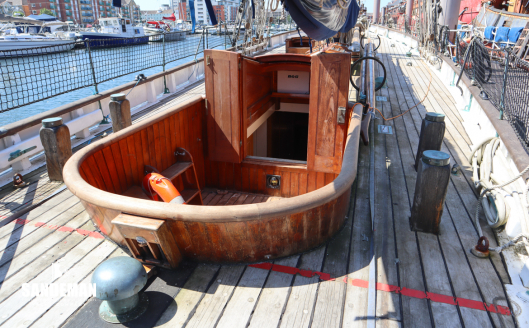 From aft deck view forward